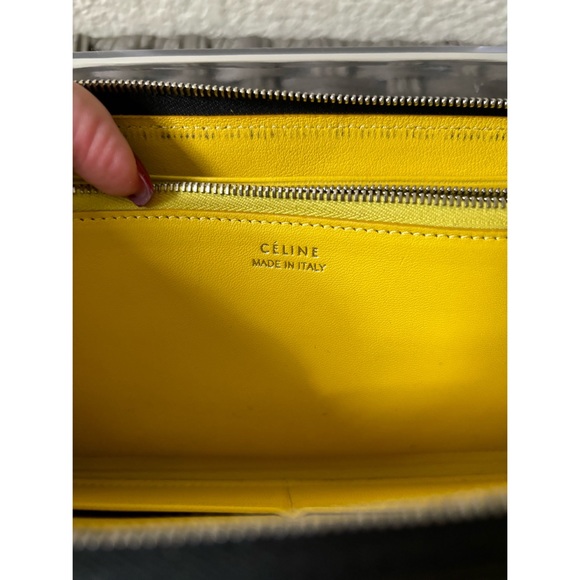 Celine Zip Around Wallet 🐝 - Picture 12 of 14